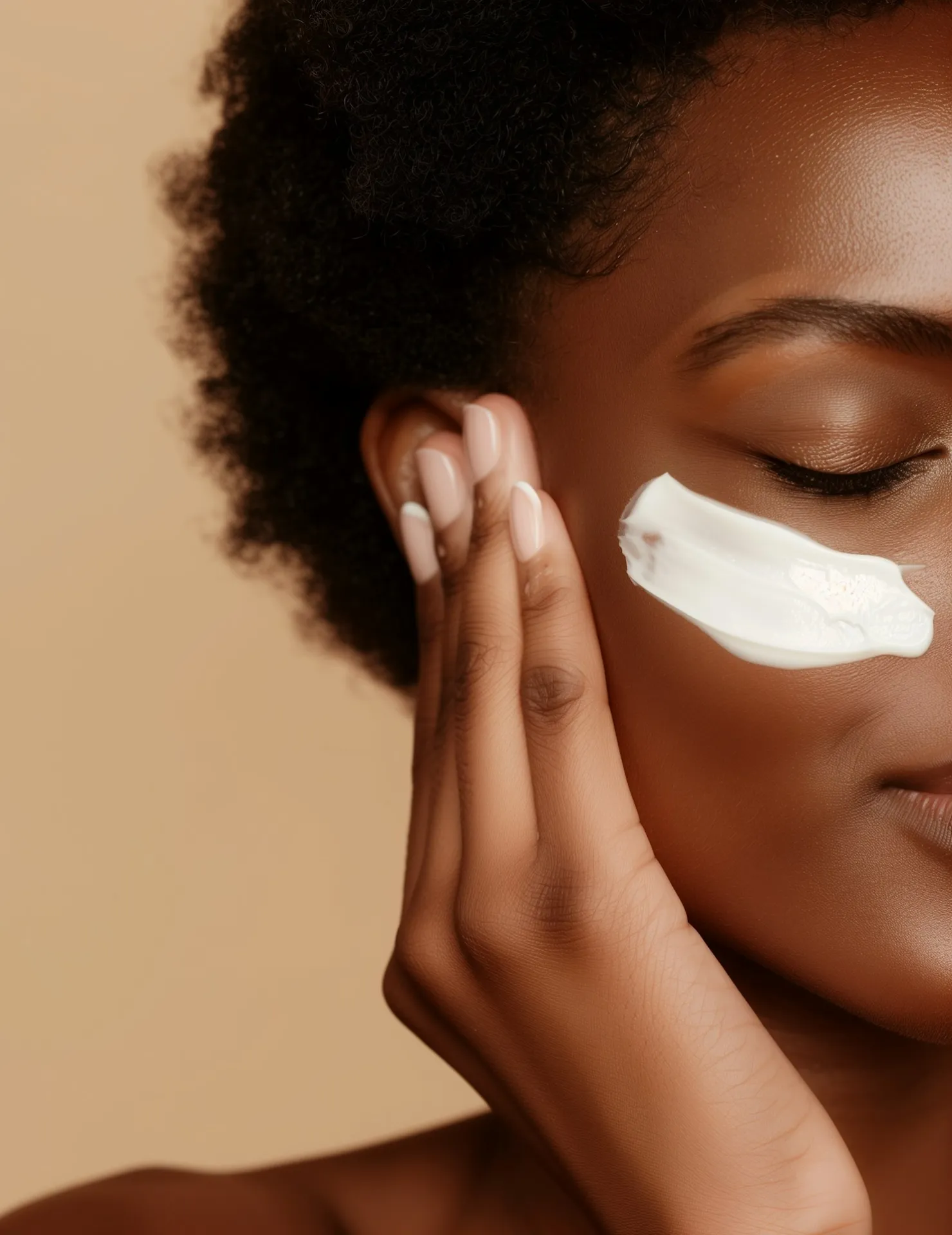 Mastering the Perfect Winged Eyeliner